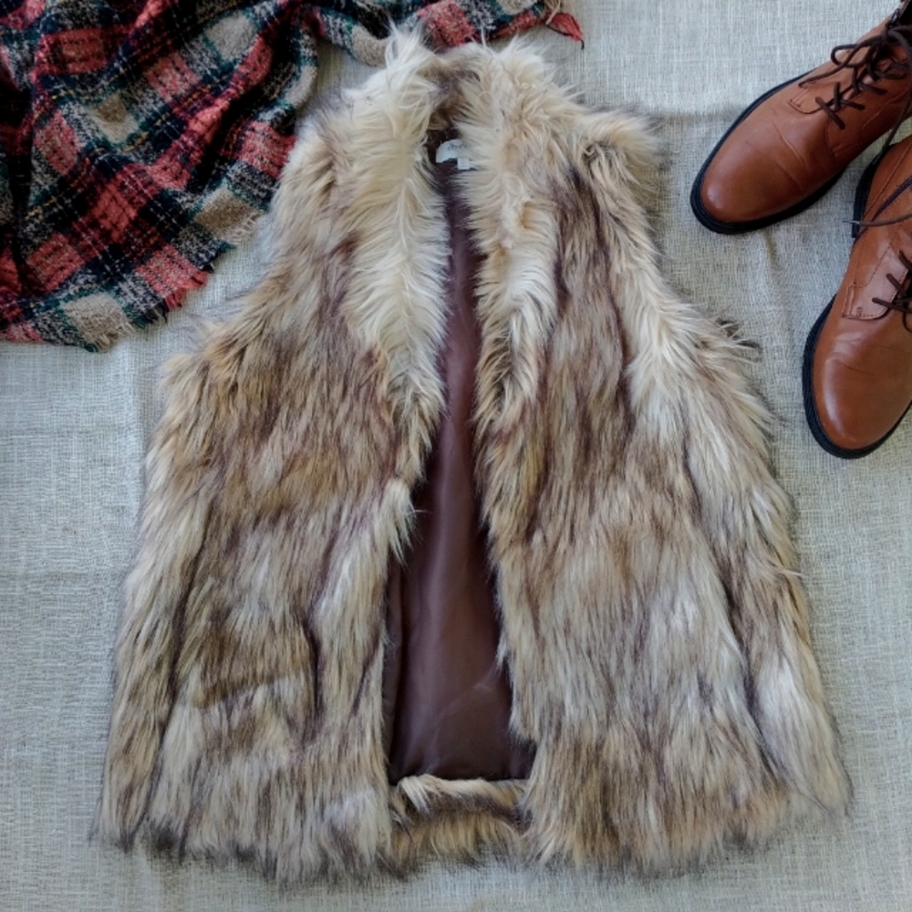 Faux Fur Vest Charlotte Russe Large